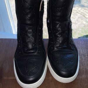 Authentic Gucci High top leather shoes